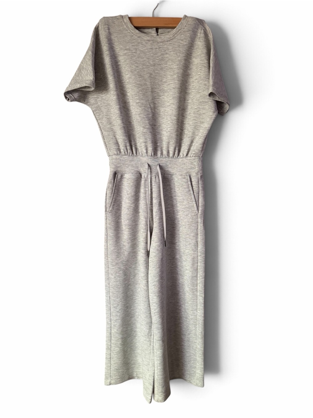 Yogalicious SoftLite Lynne wide leg Jumpsuit NWT Heather Grey XS loungewear new